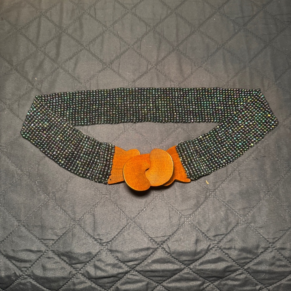 Y2K Women's Beaded Stretch Belt with Wooden Buckle